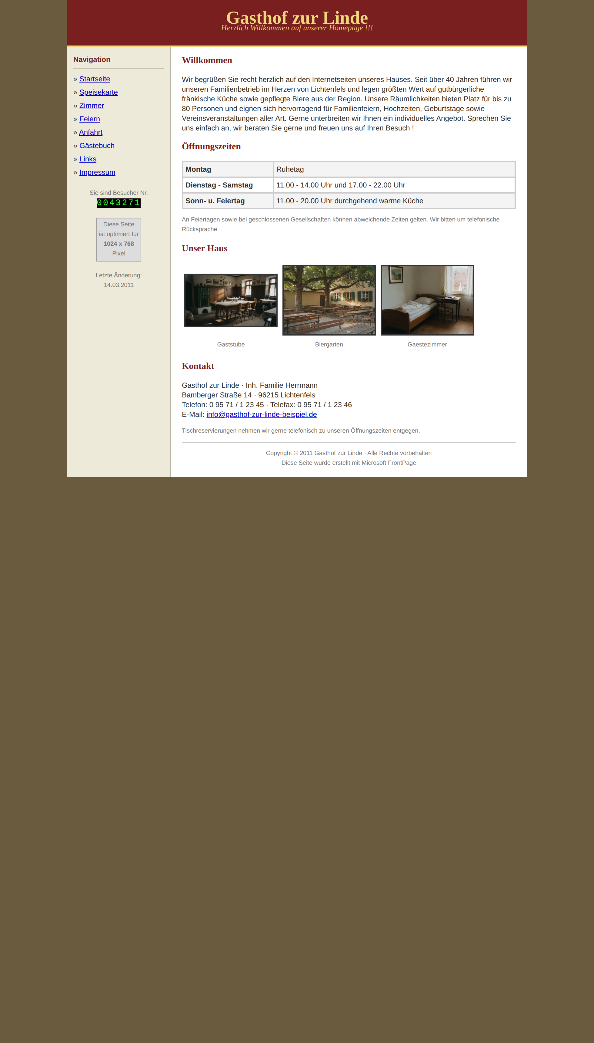 Die alte Website auf dem Handy, klein herausgezoomt und nicht lesbar
